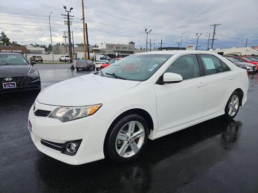 2014 Toyota Camry SE