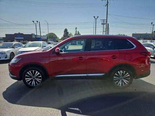 2020 Mitsubishi Outlander SP