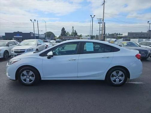 2018 Chevrolet Cruze LS