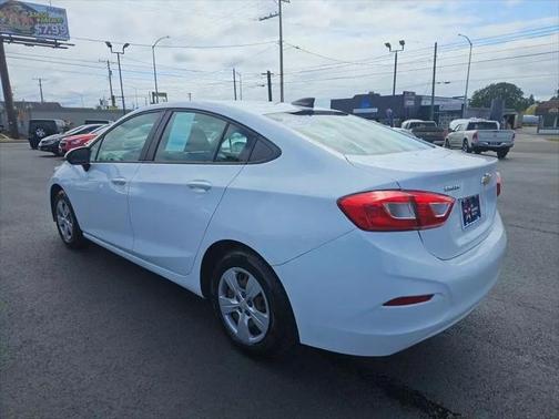 2018 Chevrolet Cruze LS