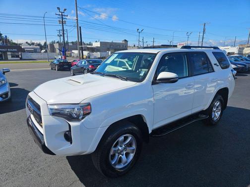 Super White 2021 Toyota 4Runner TRD Off Road Premium