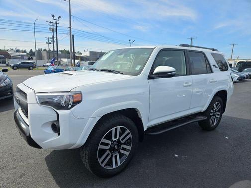 Super White 2021 Toyota 4Runner TRD Off Road Premium