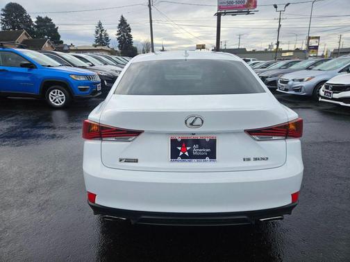 2018 Lexus IS 300 Base