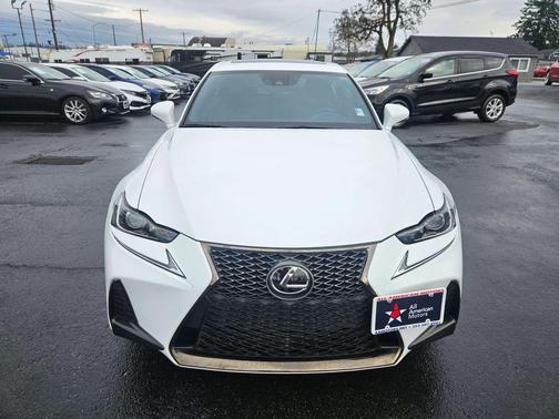 2018 Lexus IS 300 Base