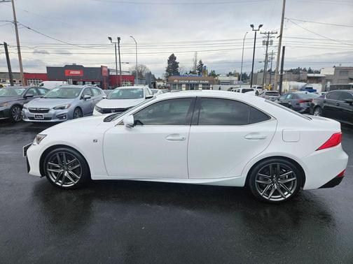 2018 Lexus IS 300 Base