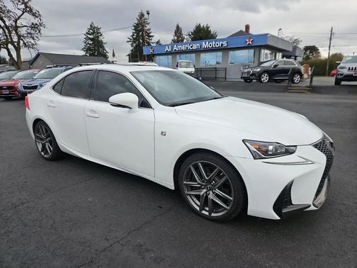 2018 Lexus IS 300 Base