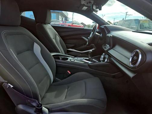 2016 Chevrolet Camaro 1LT