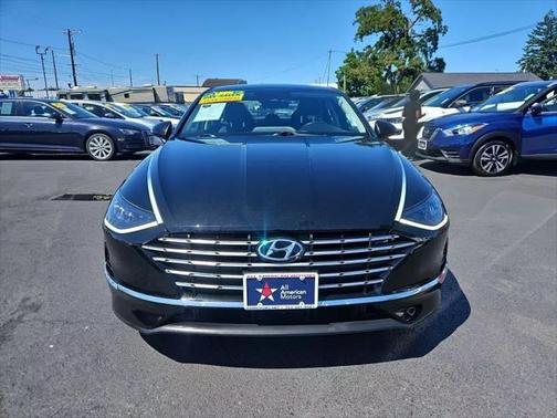 2022 Hyundai SONATA Hybrid SE