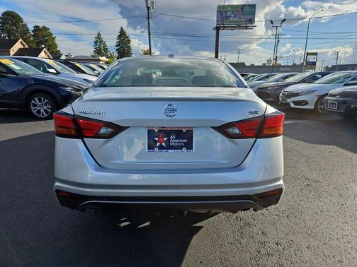 2020 Nissan Altima SR FWD