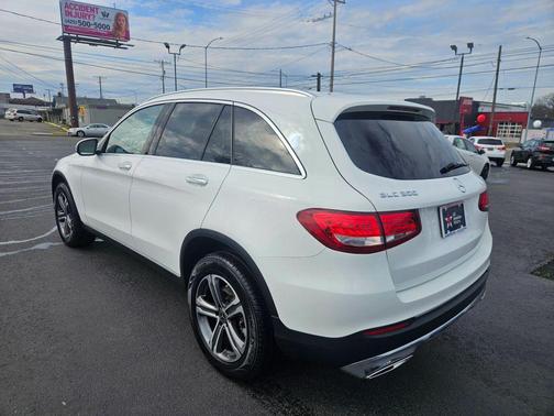2019 Mercedes-Benz GLC 300 4MATIC