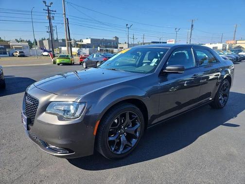2023 Chrysler 300 S