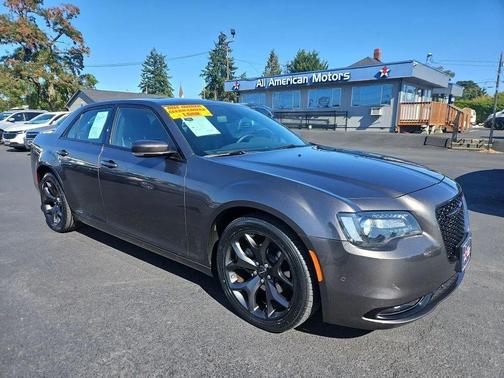 2023 Chrysler 300 S