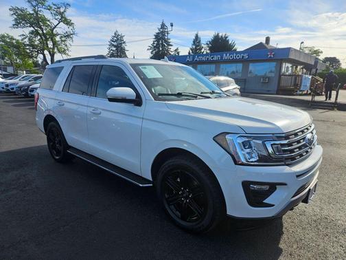 Star White Metallic Tri-Coat 2021 Ford Expedition XLT
