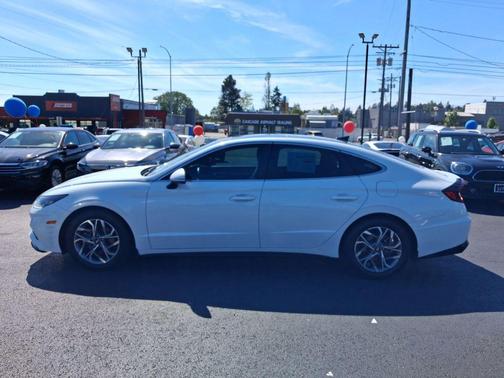 Quartz White 2020 Hyundai SONATA SEL