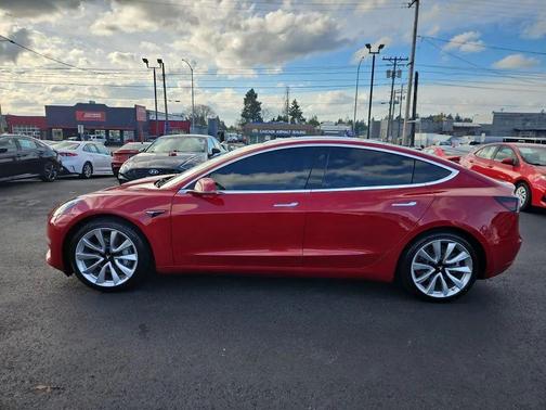 2018 Tesla Model 3 Long Range