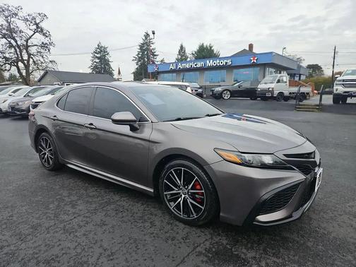 2021 Toyota Camry SE