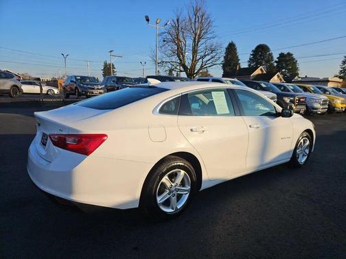 2023 Chevrolet Malibu FWD 1LT