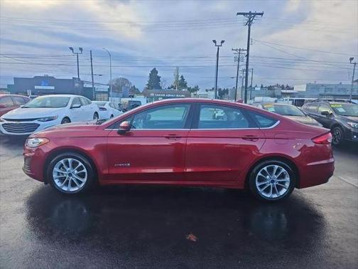 2019 Ford Fusion Hybrid SE