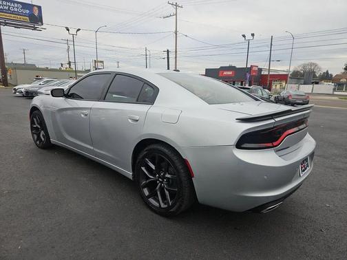 2019 Dodge Charger SXT