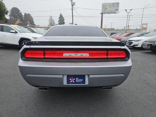 2014 Dodge Challenger SXT