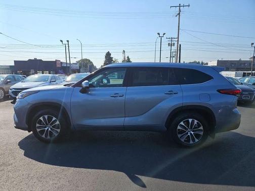 2020 Toyota Highlander XLE