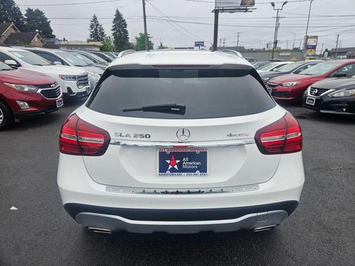 Polar White 2018 Mercedes-Benz GLA 250 4MATIC