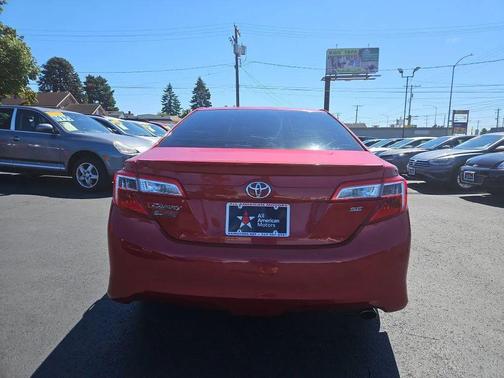 2014 Toyota Camry SE