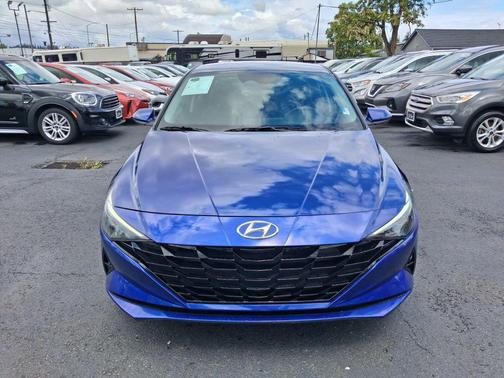 Intense Blue 2022 Hyundai ELANTRA SEL