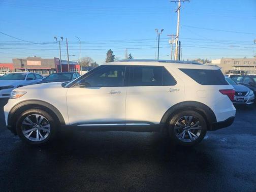 2020 Ford Explorer Platinum