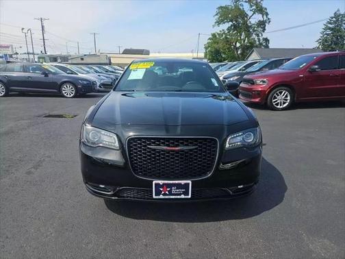 2022 Chrysler 300 S