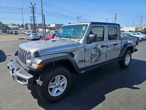 Billet Silver Metallic Clearcoat 2020 Jeep Gladiator Sport S