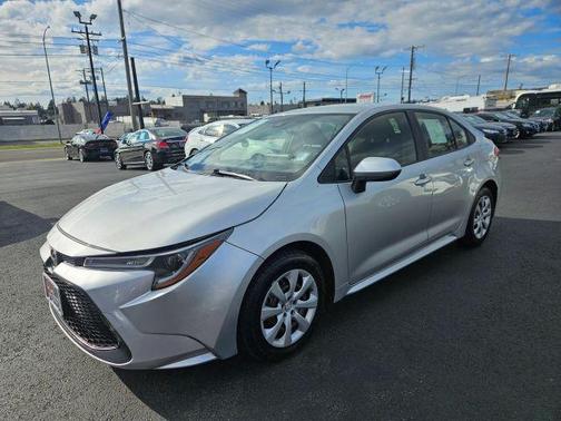 Classic Silver Metallic 2020 Toyota Corolla LE