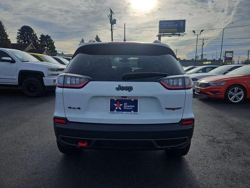 2020 Jeep Cherokee Trailhawk