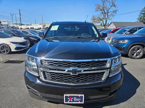Black 2018 Chevrolet Suburban LT