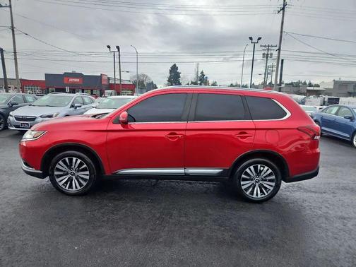 2020 Mitsubishi Outlander SP