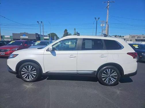2020 Mitsubishi Outlander SP