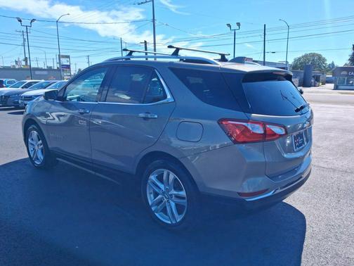 Pepperdust Metallic 2019 Chevrolet Equinox Premier