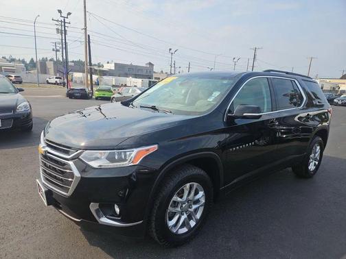 2020 Chevrolet Traverse LT Cloth
