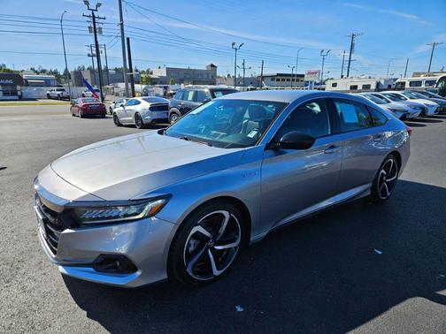 Lunar Silver Metallic 2022 Honda Accord Hybrid Sport