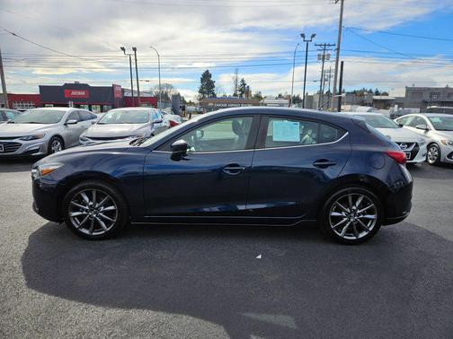Deep Crystal Blue Mica 2018 Mazda Mazda3 Touring