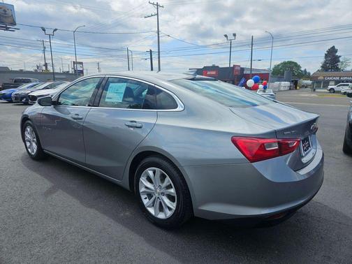 Sterling Grey Metallic 2024 Chevrolet Malibu 1LT