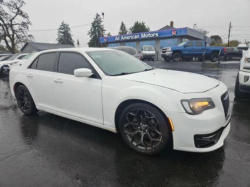 2019 Chrysler 300 S