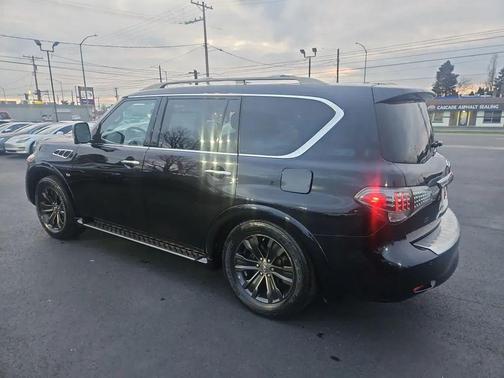 2015 INFINITI QX80 Base
