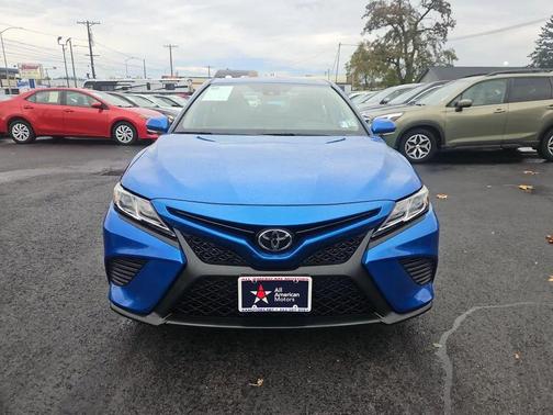 2019 Toyota Camry SE