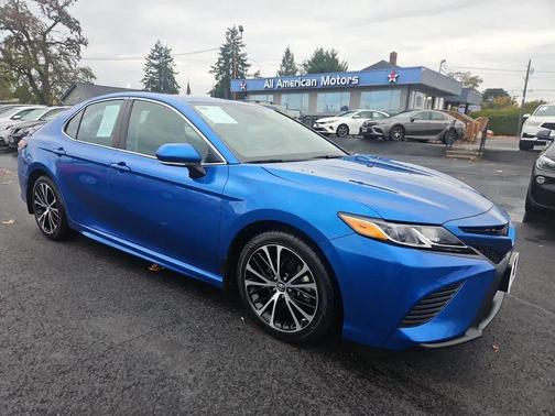 2019 Toyota Camry SE