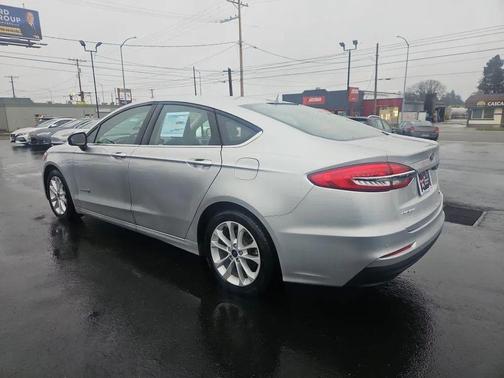 2019 Ford Fusion Hybrid SE