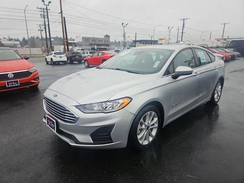 2019 Ford Fusion Hybrid SE