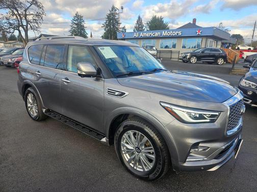 2021 INFINITI QX80 Luxe