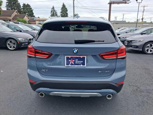 Gray 2021 BMW X1 sDrive28i