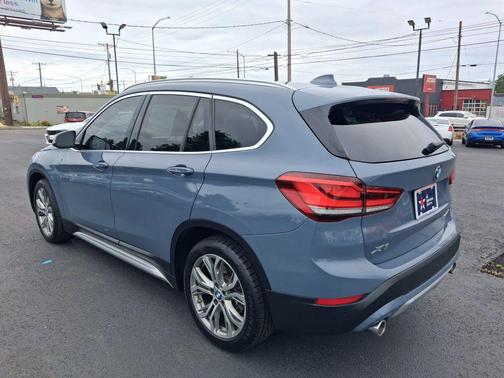 Gray 2021 BMW X1 sDrive28i